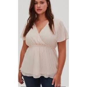 Torrid Babydoll Top 2X Surplice Swiss Dot Ivory Short Sleeve